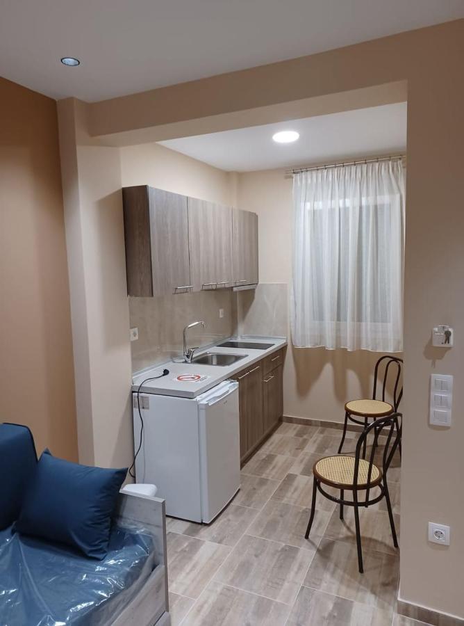 Ladenis Studios Nea Plagia Exteriör bild